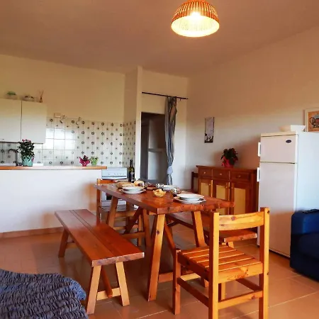 In 23142 Porto Istana