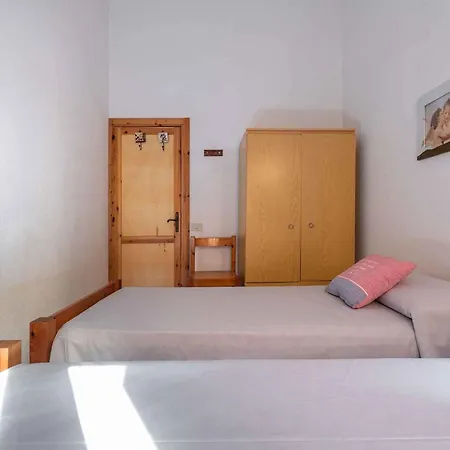 In 23142 Porto Istana